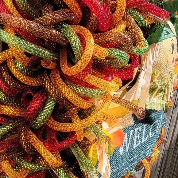 Autumn/Fall Mesh Scarecrow Wreath - Picture 7 of 8